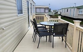3 Bedroom Caravan At The Grange Holiday Park, Chapel Road Ingoldmells