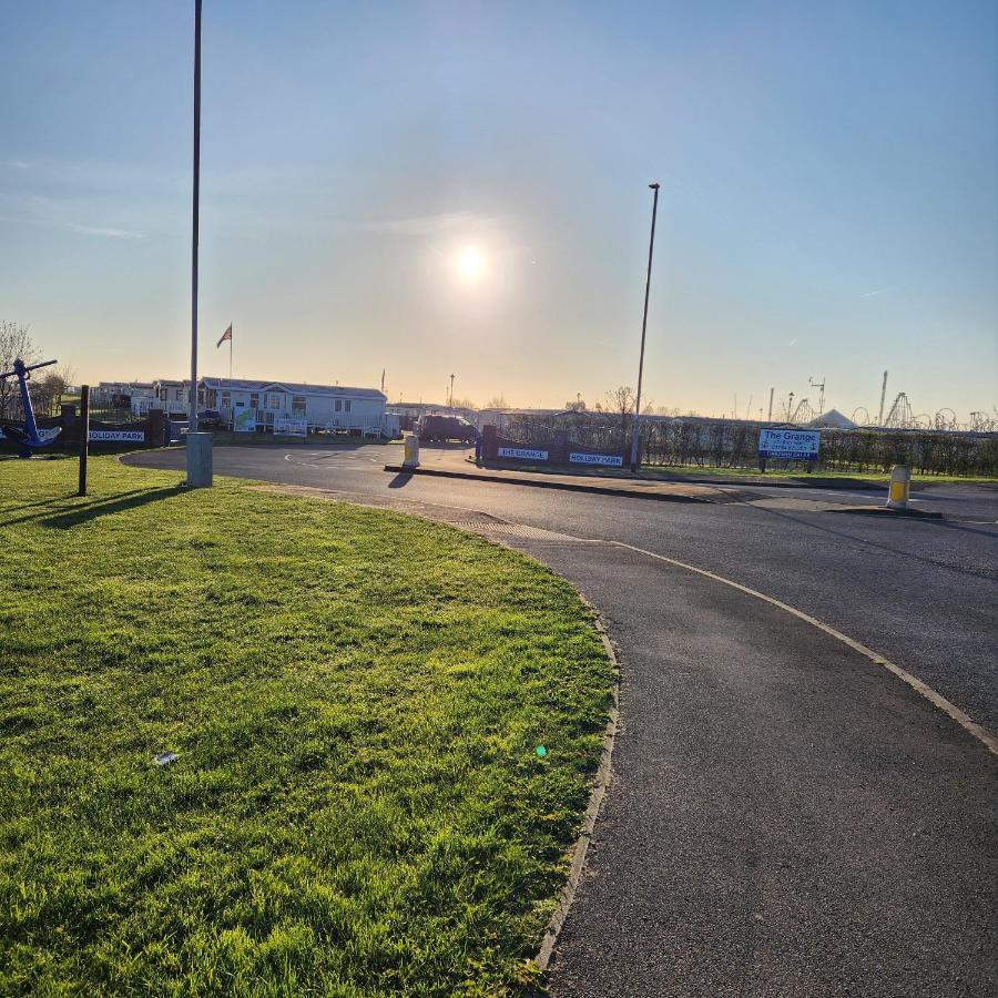 3 Bedroom Caravan At The Grange Holiday Park, Chapel Road Ingoldmells Addlethorpe Exterior photo
